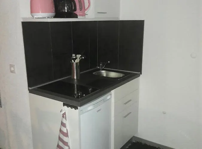 Nessa & Meli شقة ماكارسكا