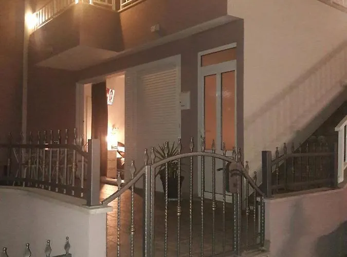 شقة Nessa & Meli *