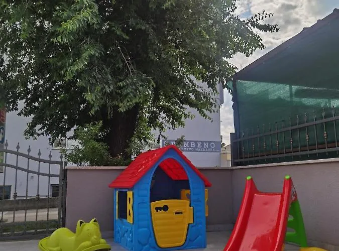 Διαμέρισμα Nessa & Meli *